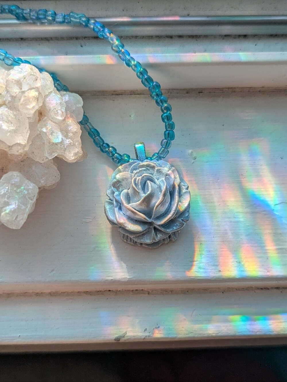 HANDMADE🌹blue beaded vintage upcycled blue rose pendant choker necklace